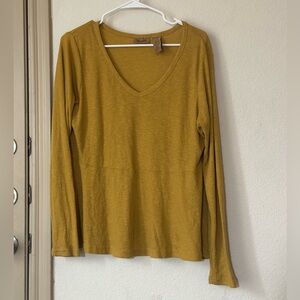 Wrangler Lightweight V-Neck Long Sleeve Top - Mustard
